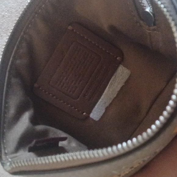 COACH X Jean Michel Basquiat Corner Zip Wristlet New York, NWT - Picture 4 of 8